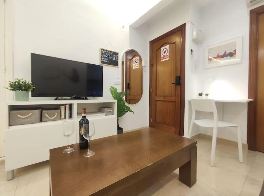 Menendez Pelayo 55 Apartment Seville